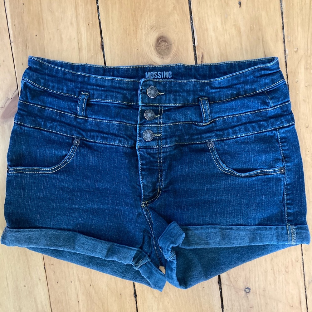 2 High Rise Shorts - Picture 3 of 8